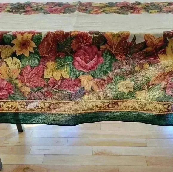 Autumn Blooms Tablecloth 60x90 - Picture 4 of 6